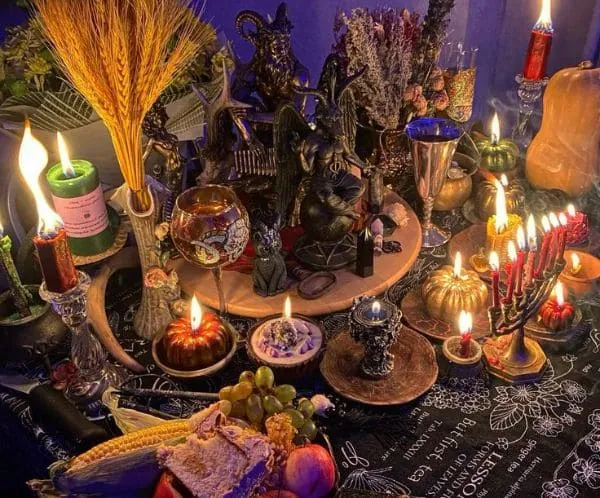 Altar ritual para hechizo de amor